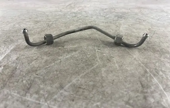 Opel Astra H Fuel injector supply line/pipe 