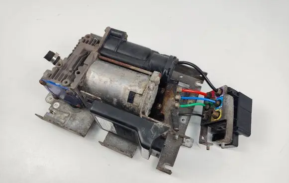 Fiat Ducato Air suspension compressor 9150312035 1052250671