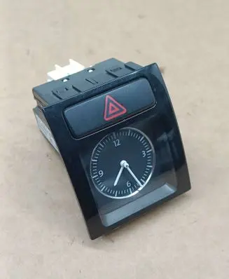 Volkswagen PASSAT B7 USA Clock 561919204B 20908238 2086150