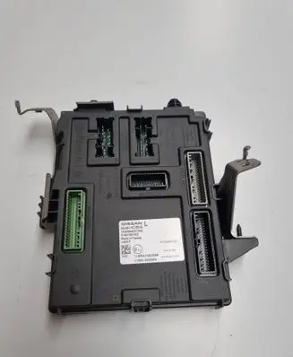 Nissan Qashqai Comfort/convenience module 284b14cb0a 110RI002869 110RAI002868