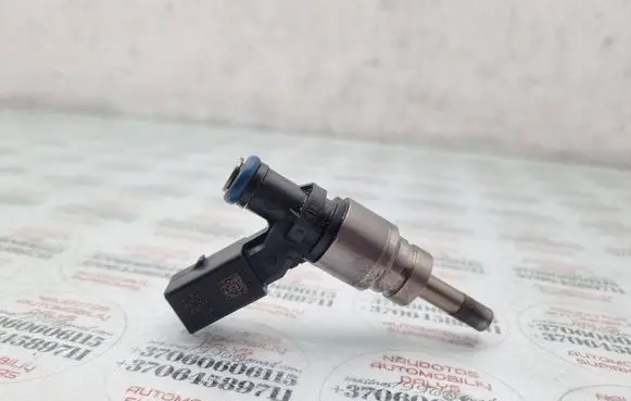 Audi Q7 4L Fuel injector 079906036C