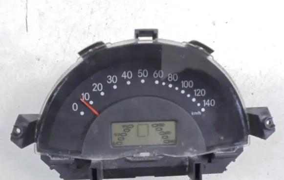 Smart ForTwo I Speedometer (instrument cluster) MCC001184V015