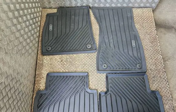 Audi A5 Car floor mat set 8B1061501
