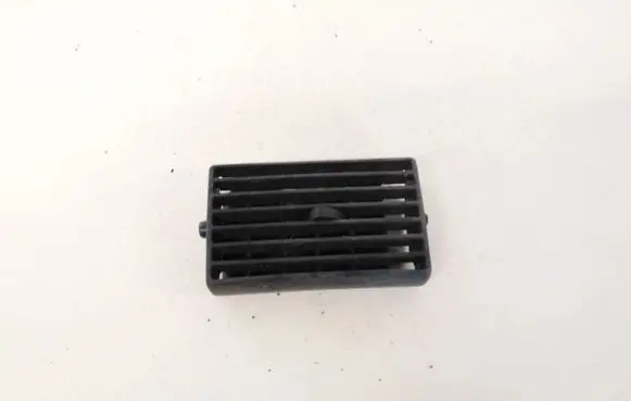 Volkswagen Golf IV Dash center air vent grill 1j0819719b