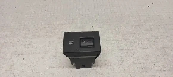 Volkswagen Touareg I Seat heating switch 7L6963570B 7L6963564A 7L6963564