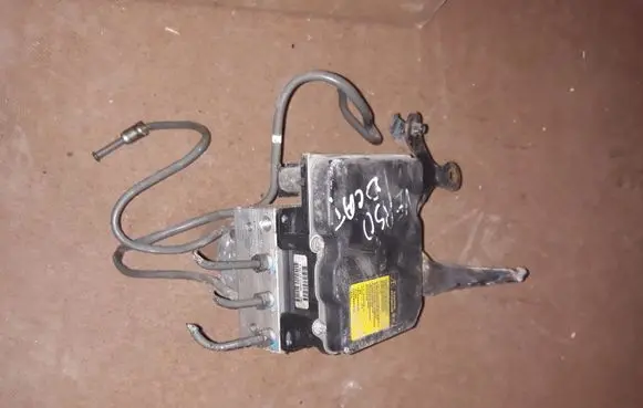 Toyota Verso ABS Pump 0265230017 445400F030