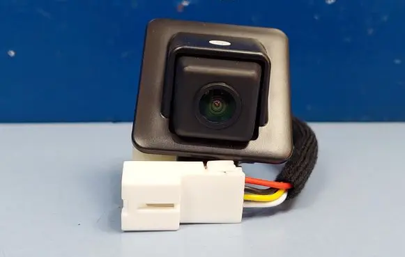 Hyundai Elantra Reversing camera 957503X105 957503X016