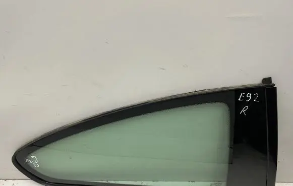BMW 3 E92 E93 Rear vent window glass 7119178