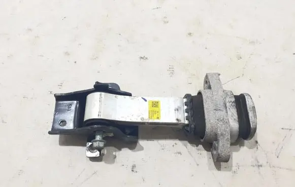KIA Sportage Engine mount bracket 21950R5200