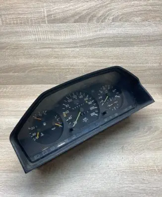Mercedes-Benz E W124 Speedometer (instrument cluster) 1245437721 87001221 110902895