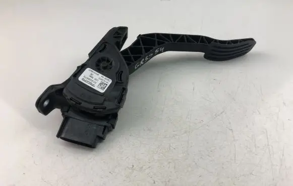 Volvo S60 Accelerator throttle pedal 31329373