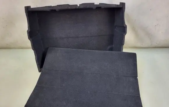 BMW 2 F45 Trunk bottom trim panel 7428135