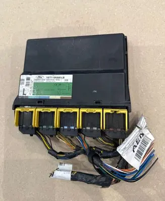 Ford Mondeo Mk III Comfort/convenience module 1S7T15K600LB 5WK48744C