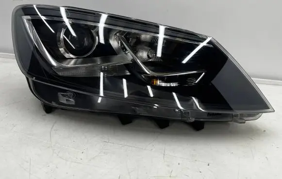 Seat Alhambra (Mk2) Headlight/headlamp 7N5941752