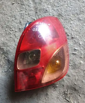 Toyota Corolla Verso E121 Rear/tail lights