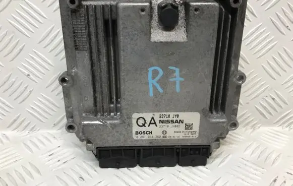 Nissan Qashqai Engine control unit/module 23710JY08D