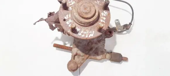 Mazda Premacy Rear wheel hub