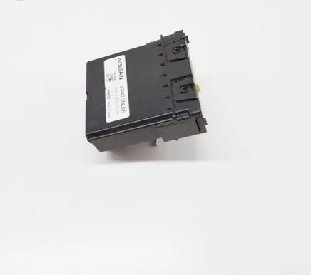 Nissan Leaf I (ZE0) Climate control unit 274473NL0A MB1778000371