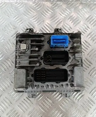 Opel Mokka Engine control unit/module 55491705