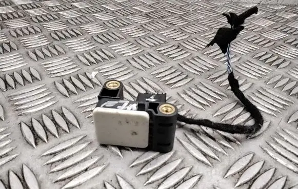 BMW X5 E70 Airbag deployment crash/impact sensor 6911003