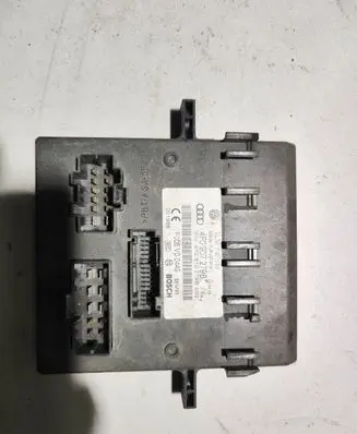 Audi A6 S6 C7 4G Comfort/convenience module 4F0907279B F005V00449 4F0910279B