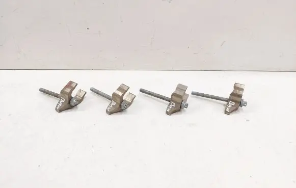 Fuel Injector clamp holder