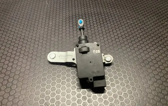 Hyundai Santa Fe Tailgate boot lock/latch motor 