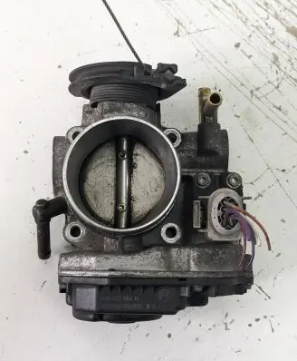 Volkswagen New Beetle Throttle valve 06A133064H 408237111017