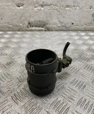 Opel Astra J Mass air flow meter 55561912