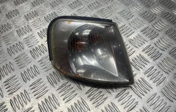 Front indicator light