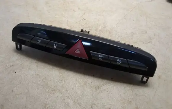 Peugeot RCZ A set of switches 03069070 9659214977