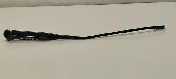 Mercedes-Benz A W168 Front wiper blade arm A1688201144