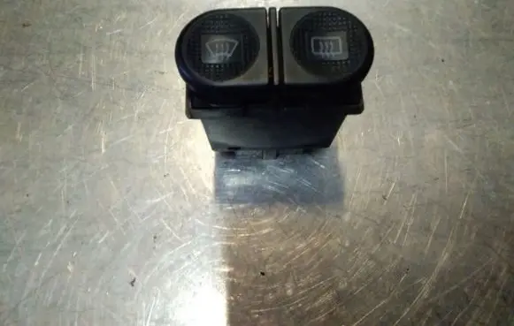 Ford Galaxy Windscreen/window heater switch 7M0959621