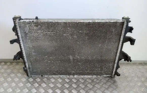 Volkswagen Multivan T5 Coolant radiator 7H0422847A 7H0121253J