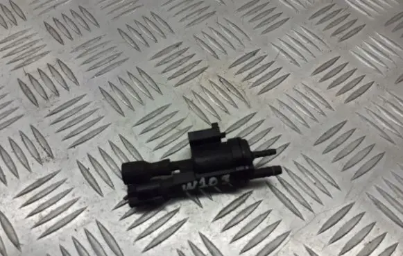 Mercedes-Benz C W203 Valve vacuum 0025401497