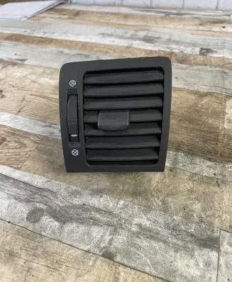 KIA Sorento Dash center air vent grill 974803E000