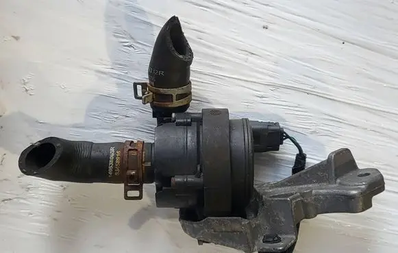 Opel Astra K Electric auxiliary coolant/water pump 0392023219 93450189