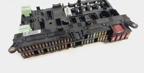 BMW X5 E53 Fuse module 8380409