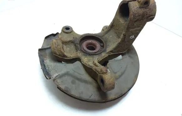 Volvo V70 Front wheel hub