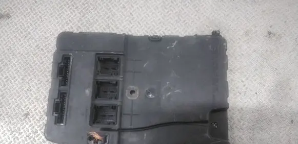 Renault Scenic II - Grand scenic II Comfort/convenience module 8200309690