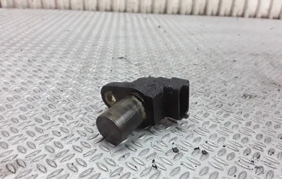 Mercedes-Benz Vito Viano W639 Camshaft position sensor A0031539728