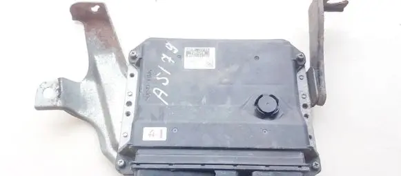 Lexus IS 220D-250-350 Engine control unit/module 8966153701 89661-53701