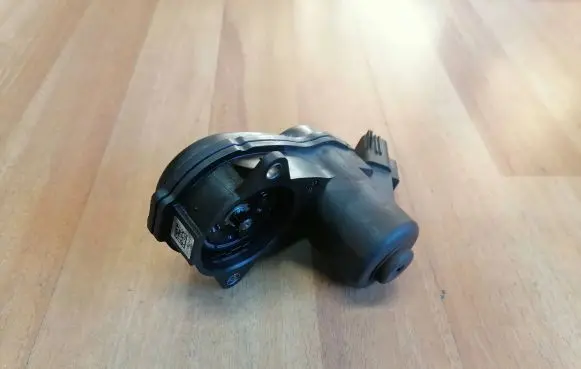 Renault Scenic IV - Grand scenic IV Rear brake caliper 440102238R 32355334 32355334C