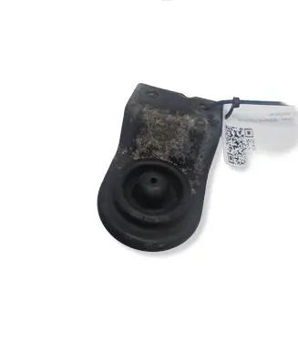 Hyundai i30 Radiator mount bracket 1234