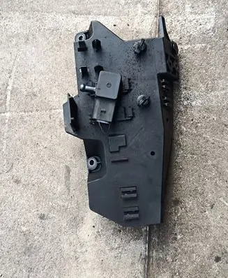 BMW 5 E60 E61 Other engine bay part 13627797518 7797518