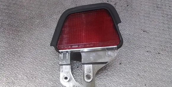 Toyota Avensis T250 Third/center stoplight
