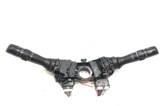 Toyota Auris 150 Wiper turn signal indicator stalk/switch 0233117F613