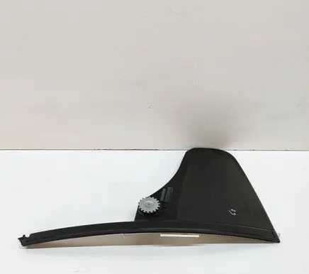BMW 8 G14 Rear side window 7476950