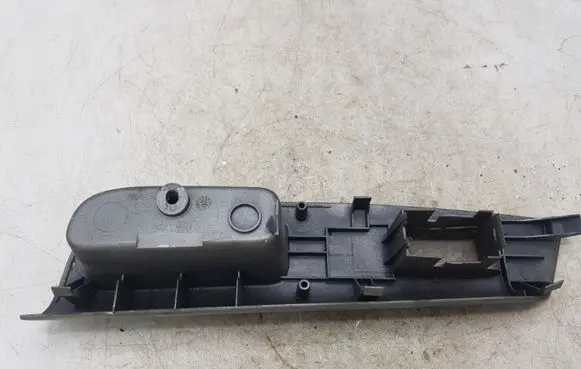 Toyota Corolla E120 E130 Front door window switch trim 54035108