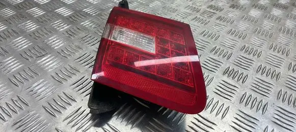 Mercedes-Benz E C207 W207 Tailgate rear/tail lights A2078200364